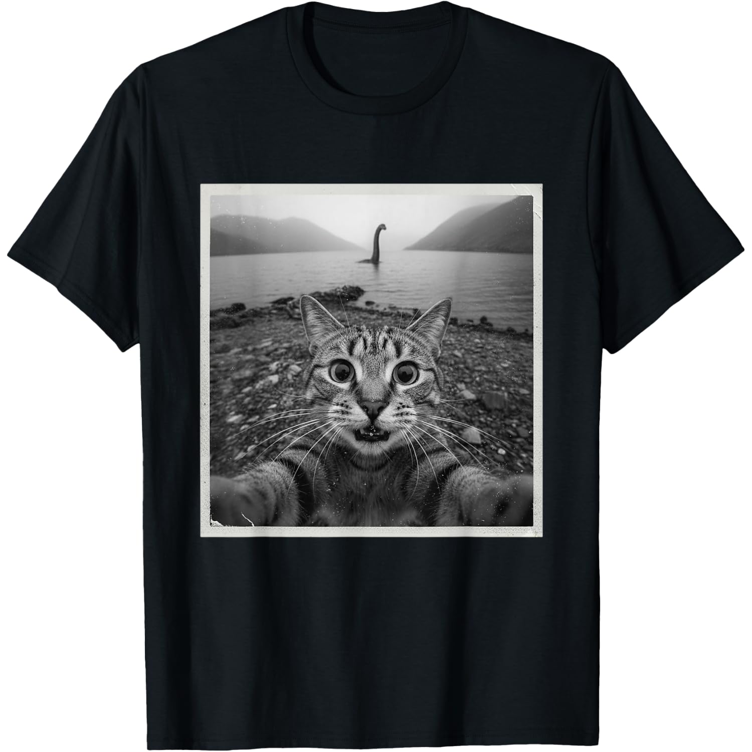 Cat Selfie with Loch Ness Funny Cat Lover Halloween Vibes T-Shirt