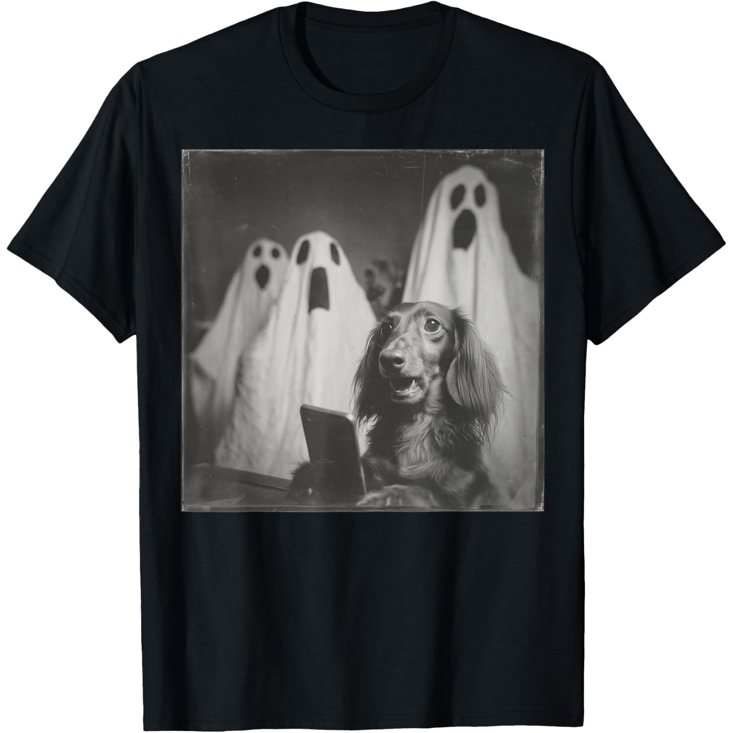 Funny Dachshund Haunted Selfie Halloween Spooky Dog T-Shirt