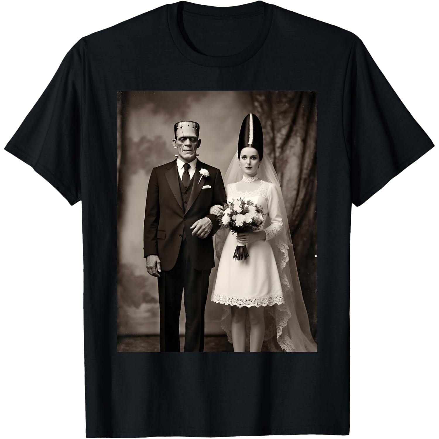 Vintage Gothic Romance Frankenstein Wedding Halloween Party T-Shirt